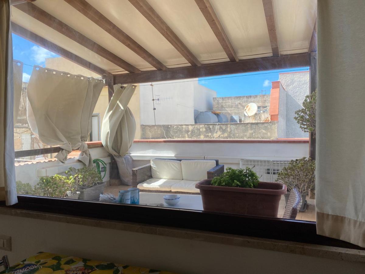 Mansarda Con Terrazzo Trapani Exterior foto