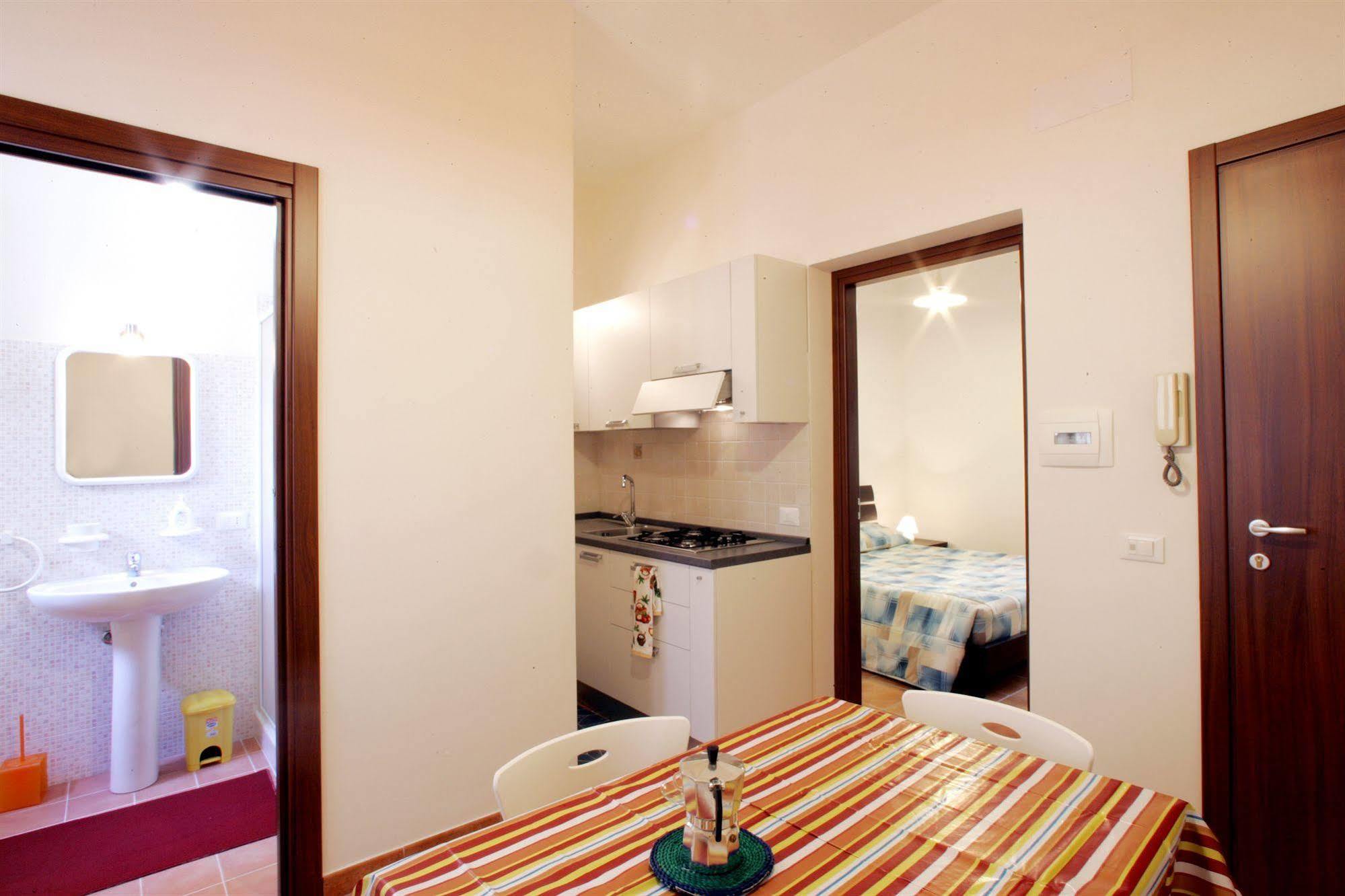 Mansarda Con Terrazzo Trapani Exterior foto